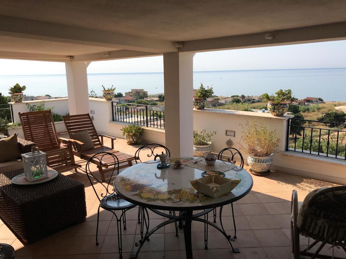 Villa Ceni - Appartamenti Con Camere, Cucina, Wc E Terrazza Sul Mare In Villa Con Piscina, Giardino E Parcheggio Marinella di Selinunte Exterior foto